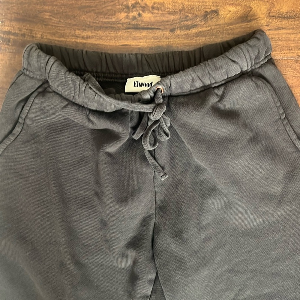 Elwood vintage black sweats xs